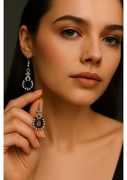 Vintage Görünümlü Siyah & Gümüş Boncuk Küpe modelleri