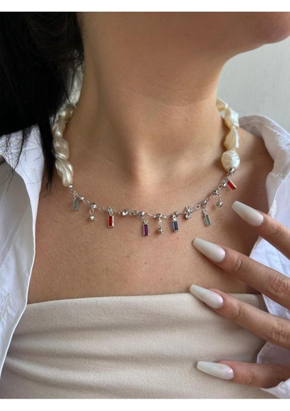 Rodyum Kaplama Inci ve Kristal Zincir Detaylı Kolye