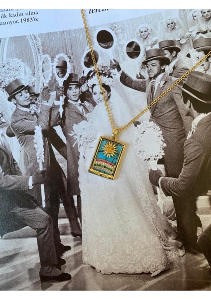 Kadın Altın Kaplama Yeni Sezon The Sun Kolye - Zirkon Taşlı Kolye - Tarot Kolye fiyatları