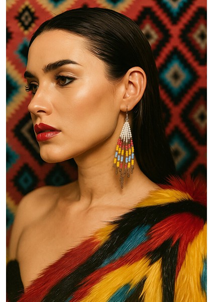 El Yapımı Renkli Boncuklu Etnik Tasarım Sallantılı Küpe