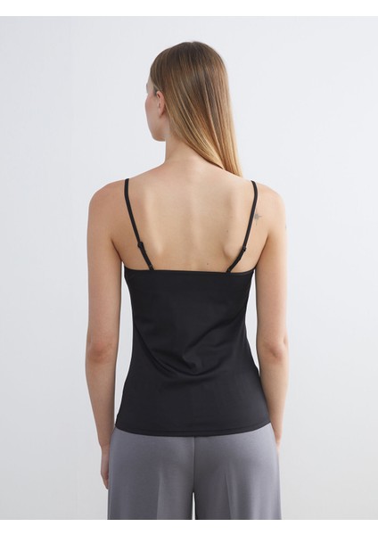 Yeni Sezon U Yaka Askılı Kadın Atlet fırsatları