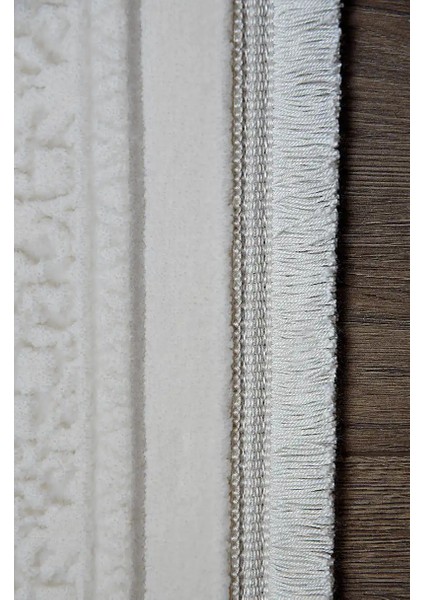 Pulgar Çerçeveli Krem Akrilik Makine Halısı modelleri