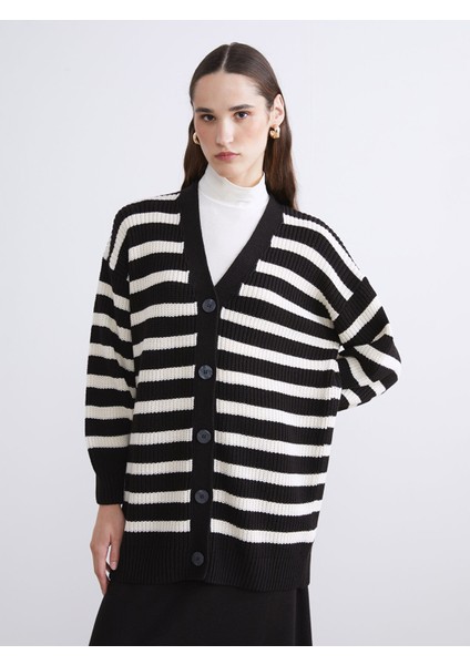 Yeni Sezon V Yaka Çizgili Kadın Triko Hırka