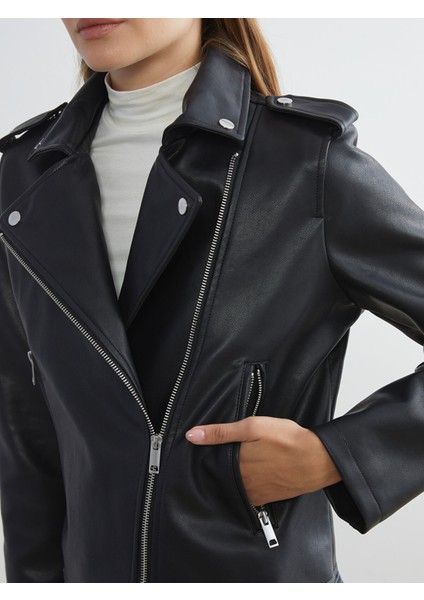 Yeni Sezon Biker Yaka Kadın Deri Görünümlü Ceket modelleri