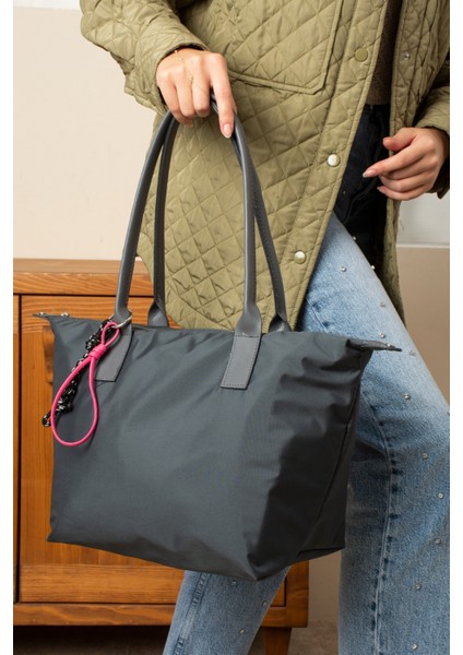 Orijinal Geniş Hacimli Su Geçirmez Paraşüt Kumaş Shopper Trend ve Şık Büyük Boy Omuz ve Kol Çantası