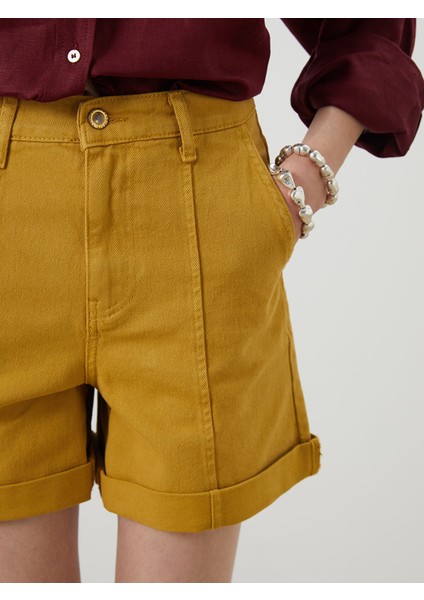 Yeni Sezon Standart Fit Kadın Jean Şort modelleri