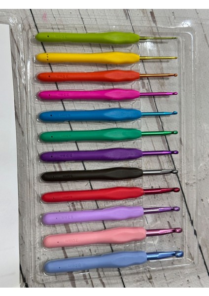 Örgü Tığ Seti Silikon Saplı Ergonomik 12 Adet