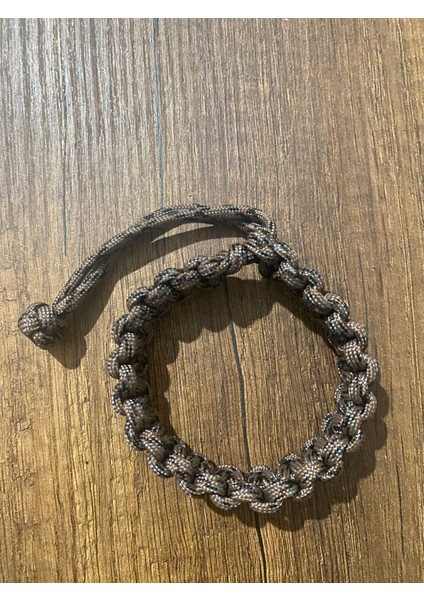 Kahverengi Üstü Siyah Gri Paracord Bileklik modelleri
