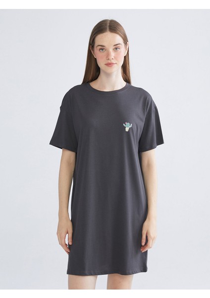 Yeni Sezon Bisiklet Yaka Baskılı Kadın Gecelik fiyatları