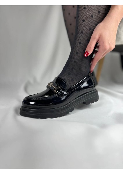 KB-ZN102 Kuback Kömür Rugan Günlük Kadın Babet