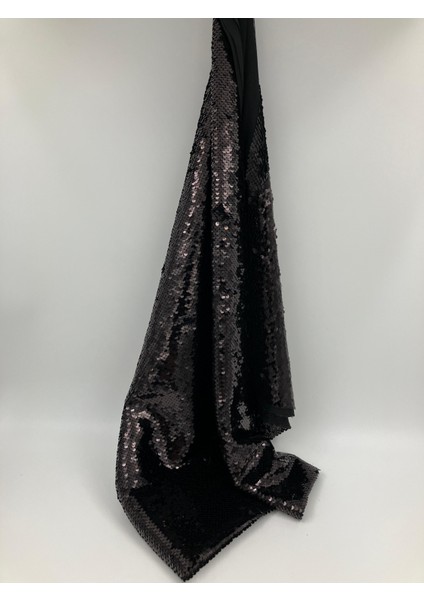 Abiyelik Parlak Payet Kumaşı – Sahne Işıltısıyla Dikkat Çeken Tasarımlar Için fiyatları