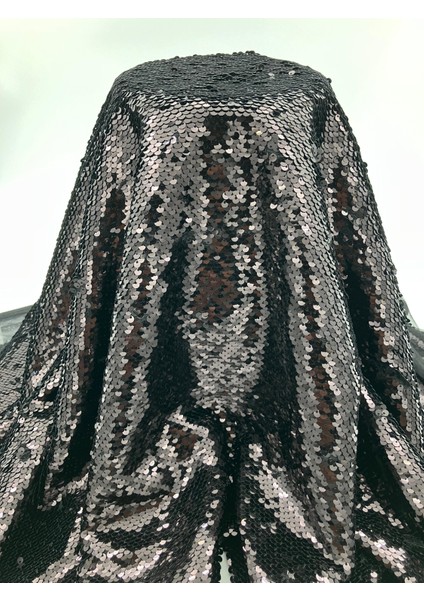 Abiyelik Parlak Payet Kumaşı – Sahne Işıltısıyla Dikkat Çeken Tasarımlar Için fırsatları