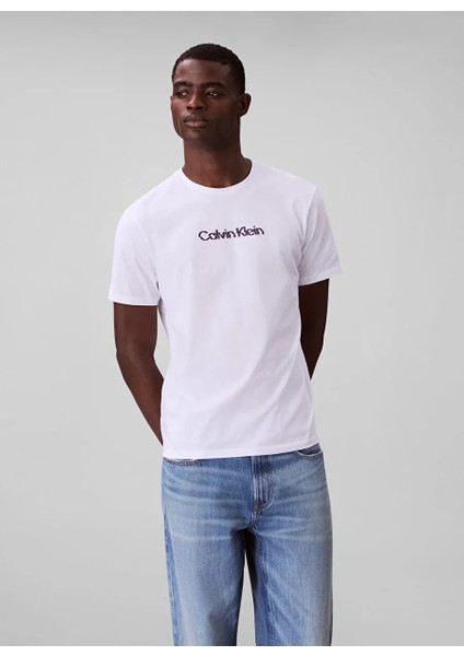 Calvın Kleın Erkek Marka Logolu Organik Pamuklu Günlük Kullanıma Uygun Beyaz T-Shirt LV04RC858G Yaa modelleri
