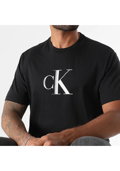 Calvın Kleın Erkek Marka Logolu Organik Pamuklu Günlük Kullanıma Uygun Siyah T-Shirt LV04RC857G Ub1 modelleri