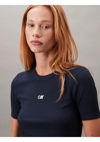 Calvın Kleın Kadın Marka Logolu Bisiklet Yakalı Pamuklu Lacivert T-Shirt LV044C901G Cef fiyatları