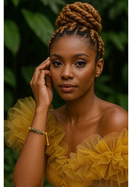 El Yapımı Sarı Ip ve Desenli Boncuklu Makrome Bileklik – Malakit Taşlı fiyatları