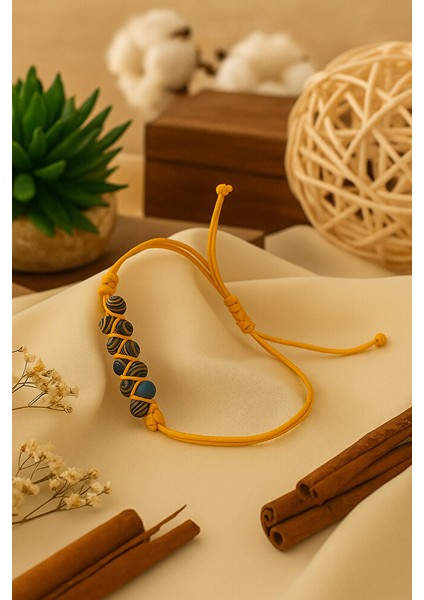 El Yapımı Sarı Ip ve Desenli Boncuklu Makrome Bileklik – Malakit Taşlı modelleri