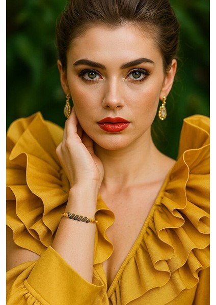 El Yapımı Sarı Ip ve Desenli Boncuklu Makrome Bileklik – Malakit Taşlı fırsatları