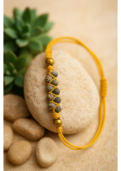 El Yapımı Sarı Ip ve Desenli Boncuklu Makrome Bileklik – Malakit Taşlı indirimleri