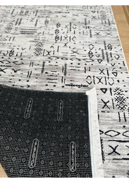 Desenli Saçaklı Üç Boyutlu Gri Yıkanabilir Kabartmalı Kaymaz Halı