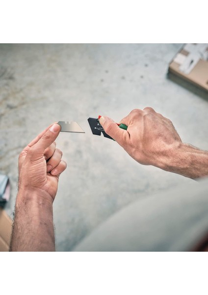 Bosch Katlanır Maket Bıçağı fırsatları