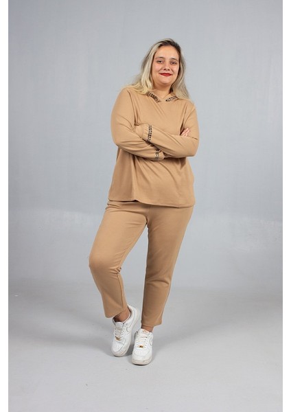 Taş Işıltılı Kapşonlu Büyük Beden Eşofman Takımı Kahve fiyatları