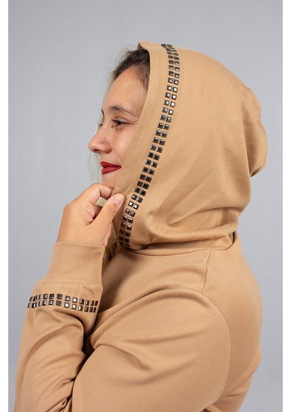 Taş Işıltılı Kapşonlu Büyük Beden Eşofman Takımı Kahve modelleri