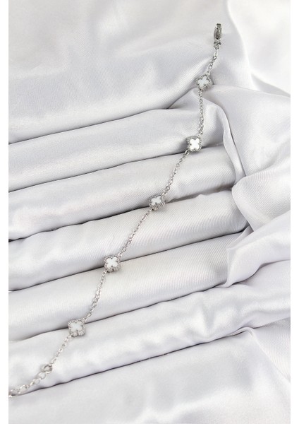 Bfs 316L Çelik Beyaz Sedef Yonca Model Gümüş Renk Kadın Bileklik fiyatları