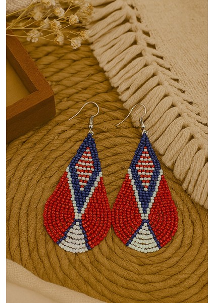 Etnik Desenli El Yapımı Kırmızı-Lacivert Boncuk Küpe – Renkli Bohem Tarz modelleri