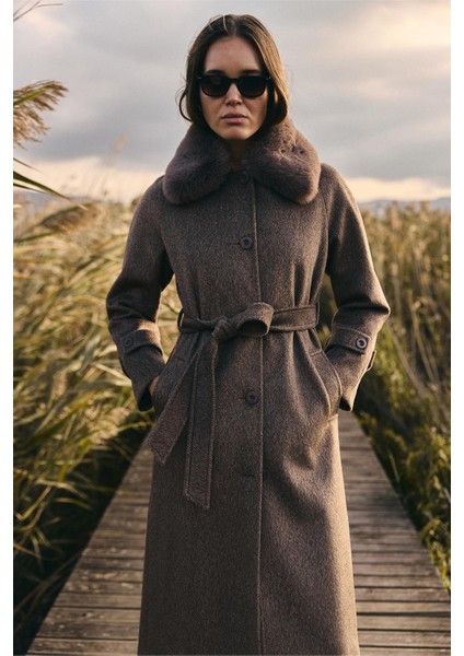 Yakası Çıkabilen Kürklü Moher Uzun Kaban Latte 3151 fiyatları