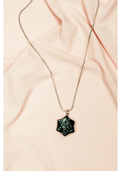 Obsidyen Doğal Taşı Zincirli El Yapımı Kolye Uç: 2 cm Zincir: 20 cm Kutulu