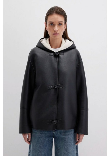 Kadın Oversize Siyah Suni Deri Ceket fırsatları