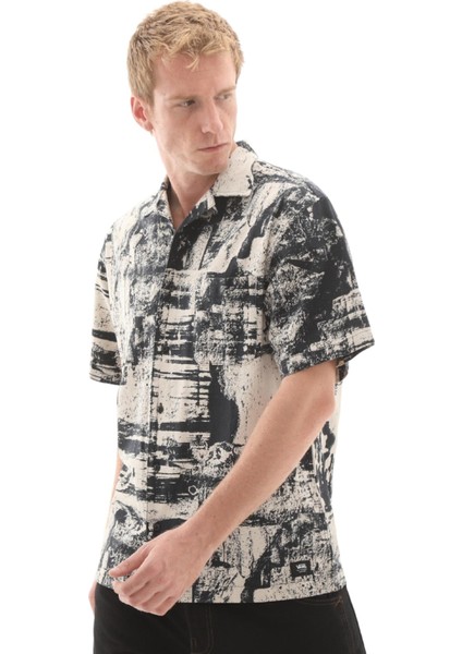 VN000P86F0V1 Vans Fallon Ss Woven Erkek G&amp;ouml;mlek Lacivert fiyatları