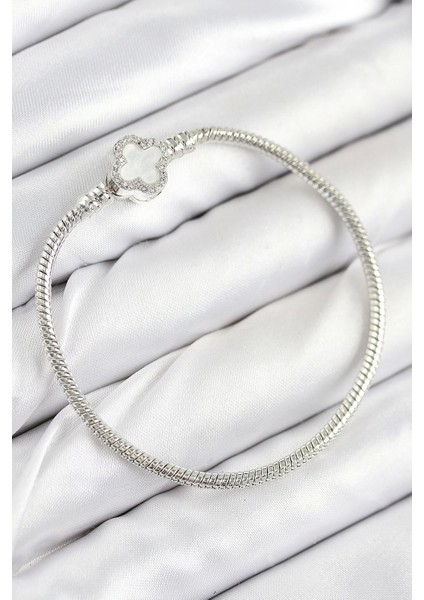 Bfs Pirinç Charm Zirkon Taşlı Yonca Model Gümüş Renk Kadın Bileklik