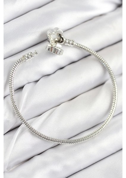 Bfs Pirinç Charm Zirkon Taşlı Yonca Model Gümüş Renk Kadın Bileklik fiyatları