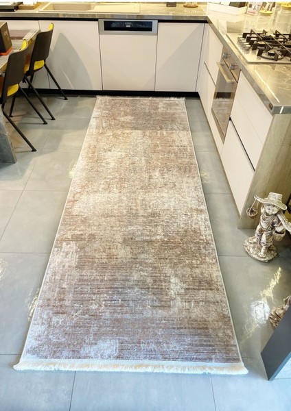 Bej Kaymaz Taban Saçaklı Koridor Yolluk Halı, Şık ve Dayanıklı Ev Dekorasyonu