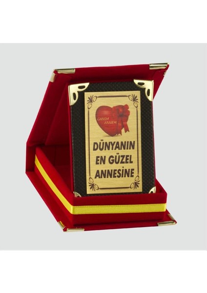 Dünyanın En Güzel Annesine Plaketi