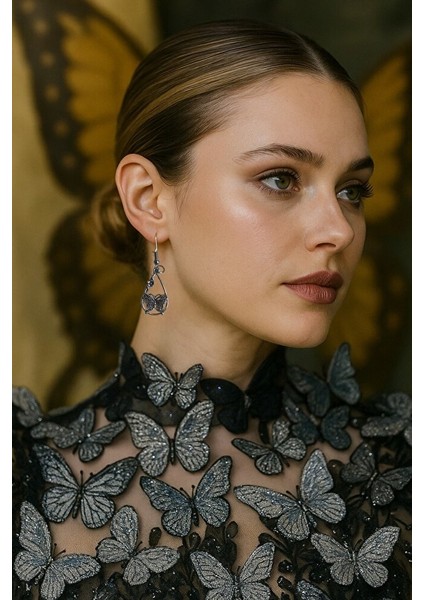 Antik Gümüş Renk Kelebek ve Çiçek Motifli Sallantılı Küpe - El Yapımı modelleri