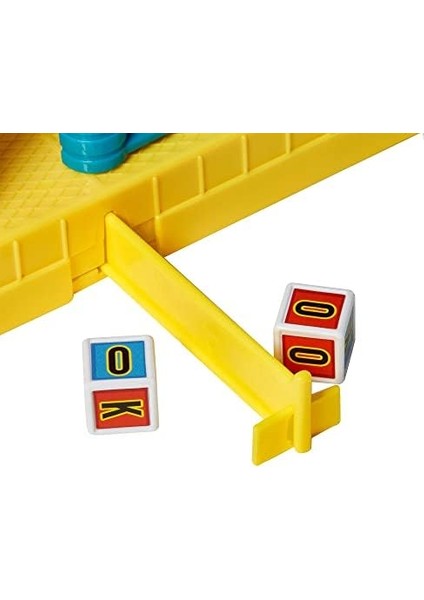Games &apos;em Sock &apos;em, Elle Kumanda Edilen Kırmızı ve Mavi ile Oyunu, Ringdeki Figürler, 6 Yaş ve Üzeri, Games HDN94 modelleri