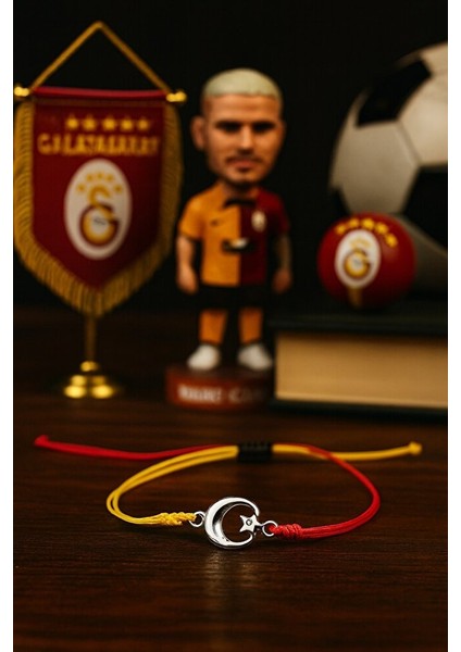 Galatasaray Ayyıldız Makrome Taraftar Bileklik - El Yapımı Ayarlanabilir Hediyeli