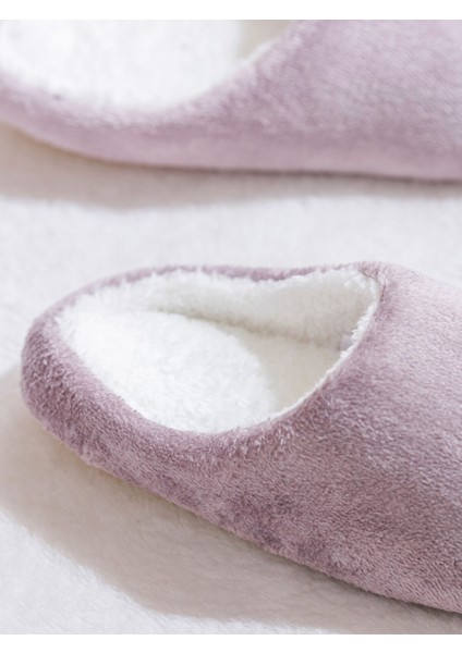 Yeni Sezon Pelüş Kadın Ev Terliği modelleri