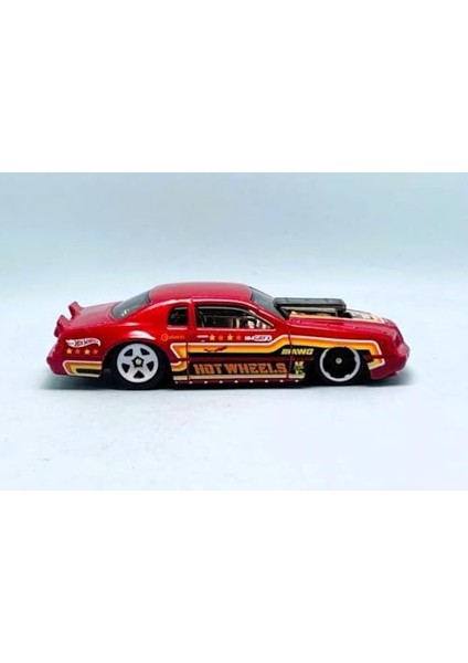 Tekli Arabalar 86 Ford Thunderbird Pro Stock HKK03 fiyatları