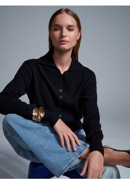 10816 Yün Karışımlı Düğmeli Triko Kazak-Siyah