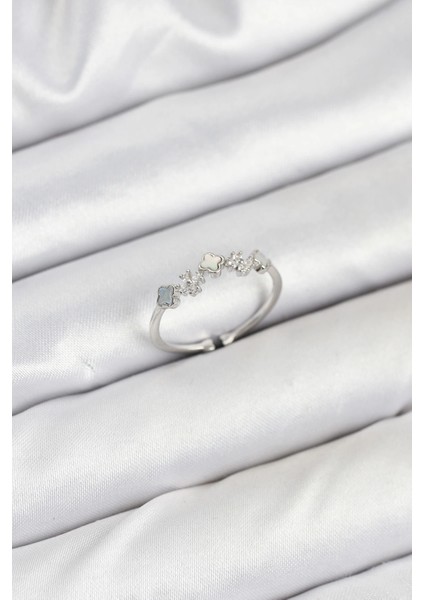 Bfs Pirinç Gümüş Renk Minimal Yonca Detaylı Kadın Yüzük
