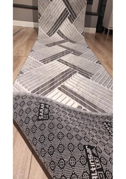 Gri Kaymaz Tabanlı Kabartmalı Yıkanabilir Yolluk ve Halı Seti fırsatları