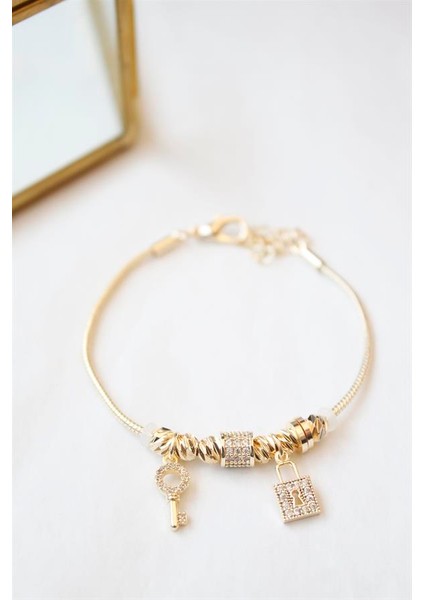 Kilit Anahtar Charmlı Bileklik - Altın fiyatları