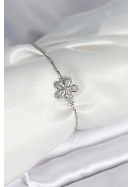 Çiçek Model Asansörlü Gümüş Renk Kadın Bileklik - EBJ251010W38149