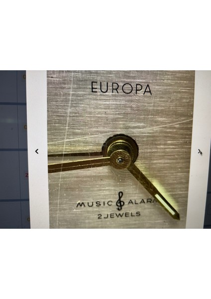 Europa Alman Müzikli Alarmlı Pirinç Masa Saati 7,5 cm Yüksekliğinde
