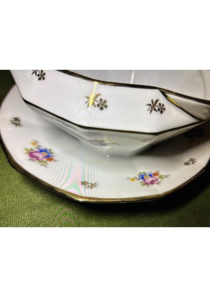 Limoges Sosluk 16 cm Çapında 7 cm Yüksekliğinde