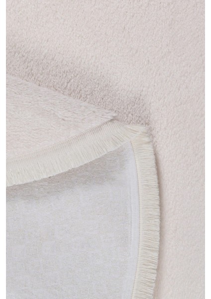Vl Oval Comfort Peluş Yolluk Ekru, Düz Saçaklı, Rahat ve Şık Tasarım